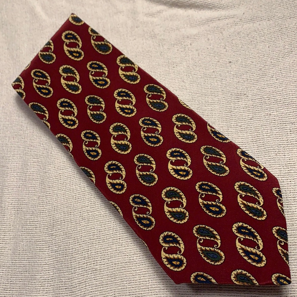 Chaps Ralph Lauren all silk, red paisley tie.